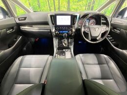 グループ総在庫数約30，000台！！全国の系列店からメーカー・車種問わずご紹介出来るので、あなたにピッタリのお車が見つかるはずです♪まずはお問い合わせ下さい☆