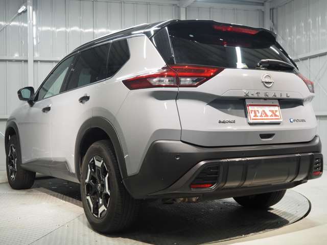 ☆ユーザー買取車両☆　当店のお車は全て一般ユーザー様より買取りさせていただいた新鮮なユーザー買取車両です！　毎日新しいお車が入荷するため各車両約6～8週間の期間限定販売となっております！