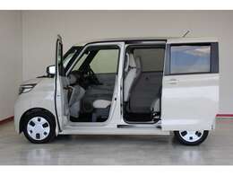 両側スライドドア