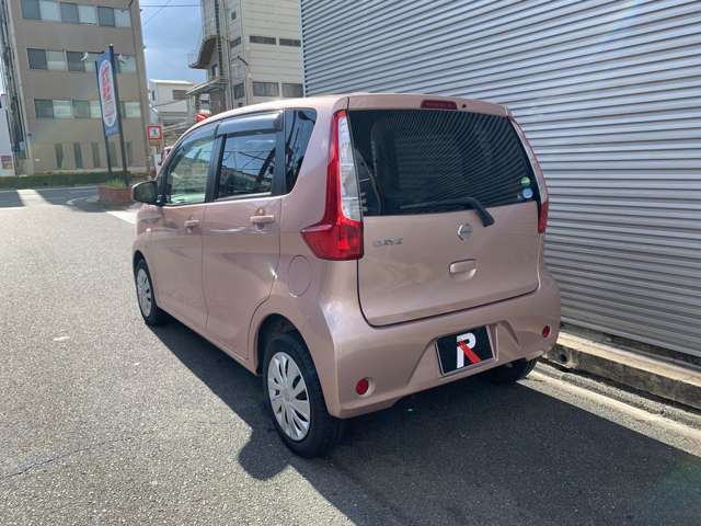 ヒップラインが魅力ですね