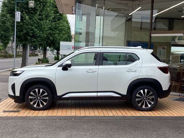只今キャンペーン中！合言葉は「カーセンサー見たよ」で成約車にガラスコーティング施工を半額サービス！