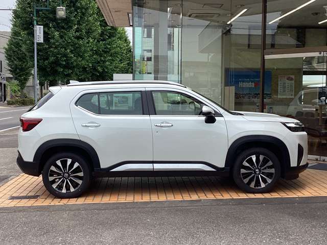 只今キャンペーン中！合言葉は「カーセンサー見たよ」で成約車にガラスコーティング施工を半額サービス！