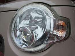 創業73年の実績！R260沿いのピンクの看板とショールームが目印！！全天候型屋内展示場！　当店でご購入のお車の、車検＆法定点検時のオイル交換は無料！！フリーダイヤル：0078-6002-341933