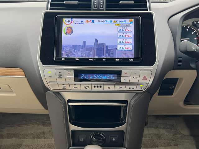 【運転席操作部】快適なドライブを楽しむための機能が装備されています！運転席から触れるので、使いやすいです！除菌プランいれていただくと、さらに清潔で安心していただけます！