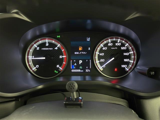 【スピードメーター】メーターがシンプルで見やすく運転しやすいですね！