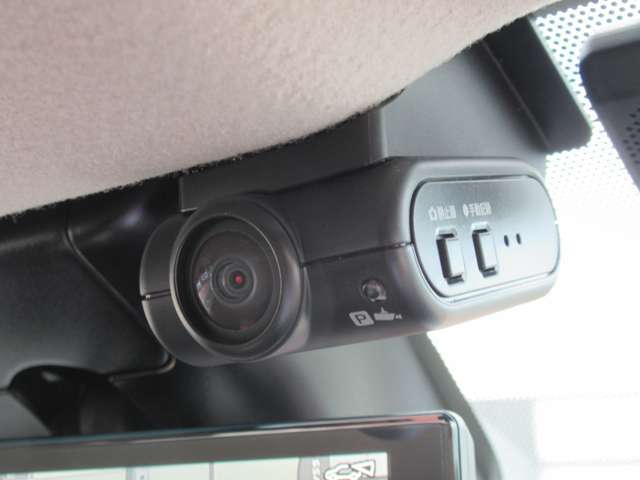 前方・車室内撮影ドライブレコーダー