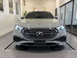 メルセデス独自の厳しい基準をクリアした、確かな品質を持つ中古車。走行距離無制限保証や24時間ツーリングサポートで、メルセデスライフに安心をご提供致します。