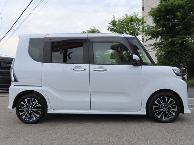 ★ターボ・純正9型ディスプレイオーディオ・全方位モニター・ドライブレコーダー・両側パワースライド・ハーフレザーシート・革巻きステアリング・アイドリングストップ・スマートキー・LEDオートライト・純正15AW★