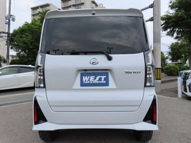 業者専用オークションにて第三者機関が査定した車両を購入前に弊社で目利きをして問題ないと判断された車両を厳選して仕入れしております。　今までもこれからも高品質・低価格をモットーに価格設定しております！