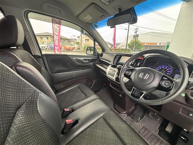 商談ルームにはキッズルームも完備しています☆お子様連れでもゆっくりとお車をお選びいただけます！