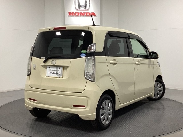 【Honda認定中古車 U-Select】　は3つの安心をお約束します。　1　Hondaのプロが整備した安心。 2　第三者機関がチェックした安心。　3　購入後もHondaが保証する安心。