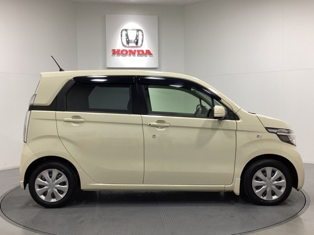 購入後も自社指定整備工場完備でお客様の愛車をしっかりサポート致します！御納車時には安全かつ安心してお乗り頂けるようホンダ専門知識を持つ整備スタッフが点検・整備・装備も説明をしてお渡ししております。