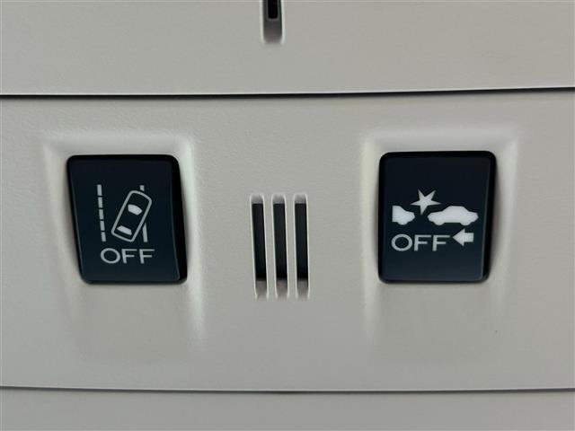 気になる車はすぐにお問い合わせください！右のカーセンサー専用無料ダイヤルから、専門スタッフがお車のご質問にお答えいたします！