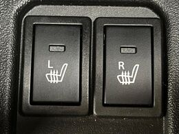 【シートヒーター】寒い日に重宝するシートヒーター！エアコンより早く温まってくれるので寒がりの人も安心ですね♪エアコンの温風は乾燥するから苦手、という方にもをおすすめです。