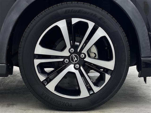 【タイヤ・ホイール】足回りもかっこよく決まってます！社外のアルミやスタッドレスタイヤも取り扱いございます！！ドレスアップもカスタマイズもお任せください！！