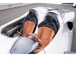 Bespoke　Nubuck　Chcolate Brown　/　Carbon Black