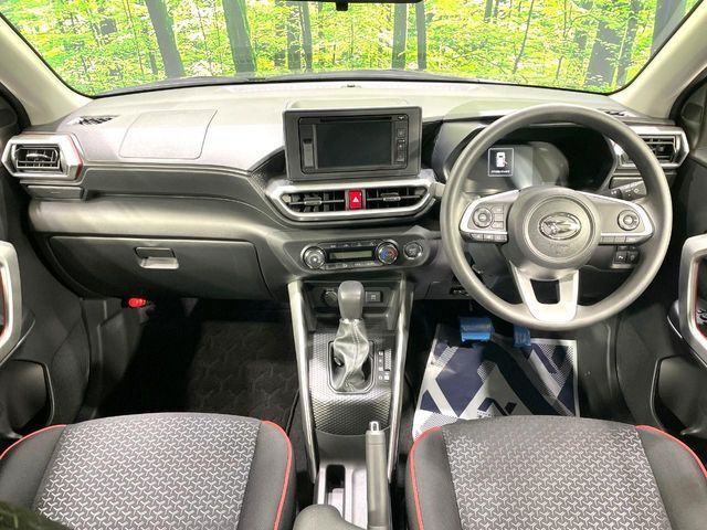 グループ総在庫数約30，000台！！全国の系列店からメーカー・車種問わずご紹介出来るので、あなたにピッタリのお車が見つかるはずです♪まずはお問い合わせ下さい☆