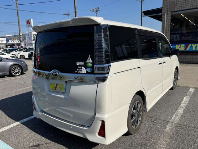 新車低金利実質年率0.9％～☆各色グレード選択可能です☆
