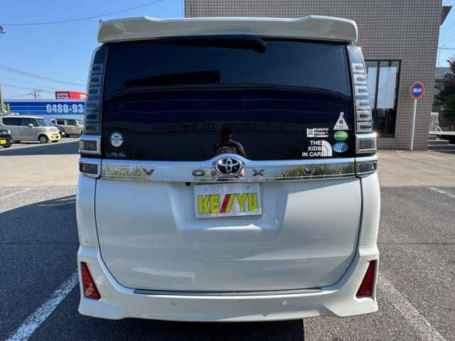 当社店頭下取り車☆オークション仕入れの中間マージンをカットしたダイレクト販売で高品質車を低価格にてご提供しております☆