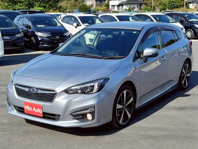 当店はご予約優先となります。特に週末お客様のご来店が多く店内が非常に混み合っており突然のご来店になりますと充分なご対応が出来ない場合がございます。事前にお電話または公式LINEにてご予約下さい！