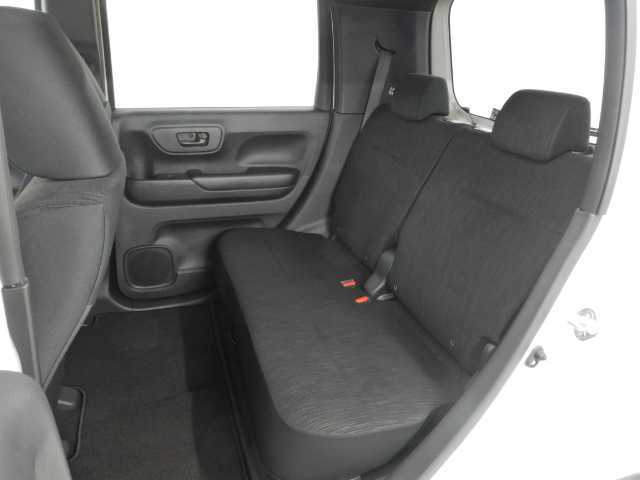 ☆自社のサービス工場（認証工場）も併設しておりますのでメンテナンスから車検までOK！損害保険資格を持つスタッフによるアドバイスもご利用下さい！