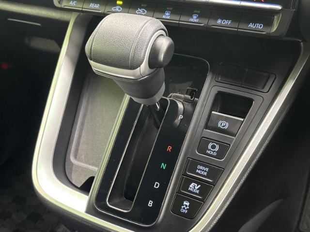 お車に合わせて無料保証以外にも、保証範囲、期間、距離を拡充させた有料保証もご用意しております！中古車の購入が初めてで不安・・・というお客様もご安心ください！