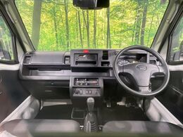 グループ総在庫数約30，000台！！全国の系列店からメーカー・車種問わずご紹介出来るので、あなたにピッタリのお車が見つかるはずです♪まずはお問い合わせ下さい☆
