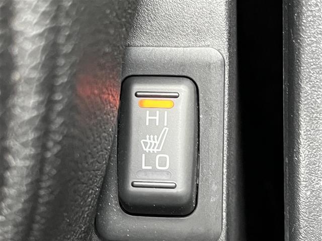 【付属品】このクルマ限定で使える装備品が付いています！使い方などはぜひ実際に店舗にお越しいただき、専門スタッフにお尋ねください！
