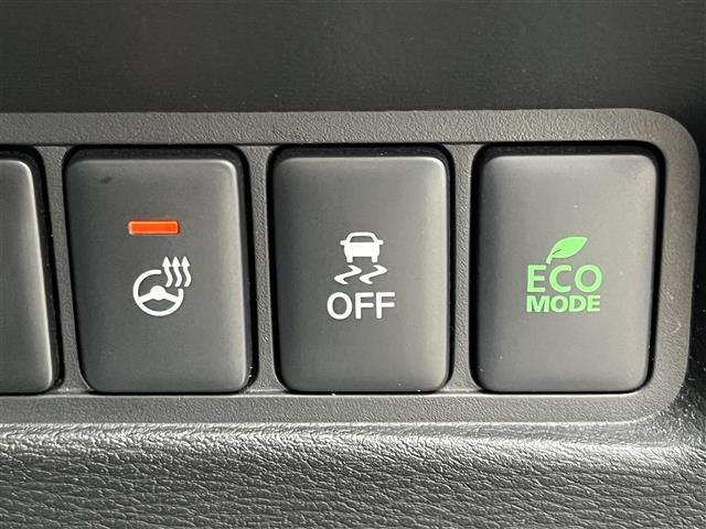 【運転席操作部】快適なドライブを楽しむための機能が装備されています！運転席から触れるので、使いやすいです！除菌プランいれていただくと、さらに清潔で安心していただけます！