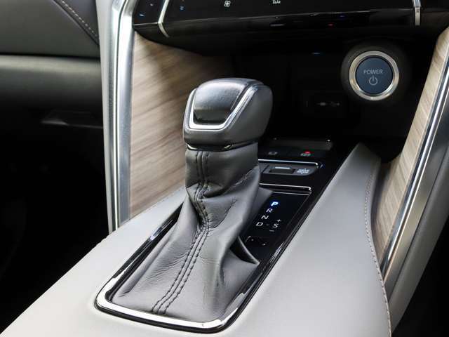 カーセブンなら売り買いお得！下取ももちろん無料査定！乗換をご検討でしたら是非カーセブン札幌南店へ！！