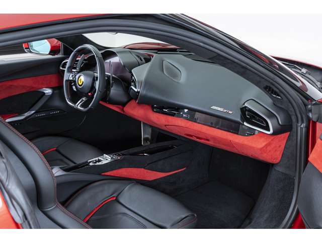 フェラーリ 296GTB F1 DCT 2025年 100キロ (東京都) Rosso
