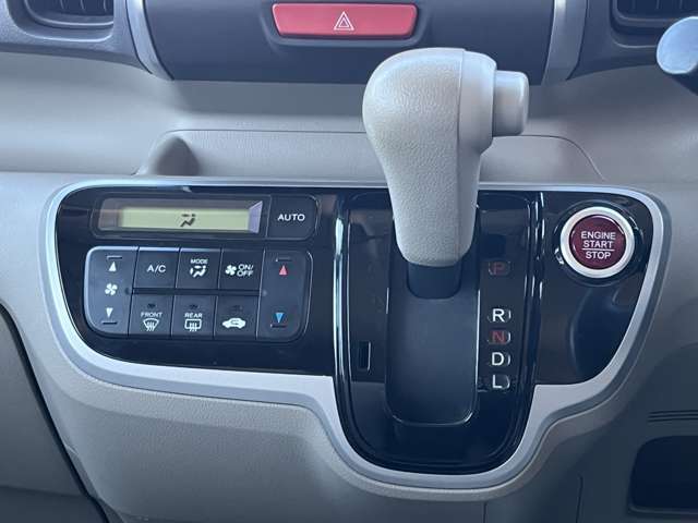 各種クレジットをご用意しております。最長120回払いや自由払いクレジット等、いろいろな支払いプランがあります。金利やご希望のお支払プランなどがありましたら、お気軽にお問合せください。