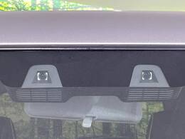 【スズキ　セーフティサポート】走行中に前方の車両等を認識し、衝突しそうな時は警報とブレーキで衝突回避と被害軽減をアシスト。より安全にドライブをお楽しみいただけます。