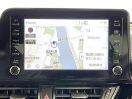 【純正8型ディスプレイオーディオ】スマホに接続すれば「Apple CarPlay」または「Android Auto」から、アプリのナビや電話・メッセージ・音楽などが利用できます！