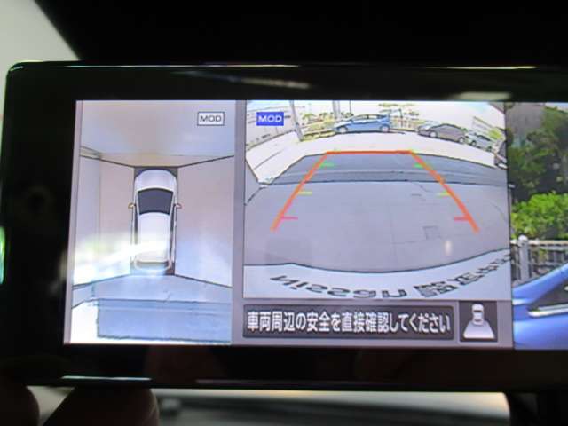 インテリジェントルームミラー。液晶ディスプレイで後方部を広い視野で確認できるルームミラーモニター搭載！アラウンドビューモニター表示出来ます。