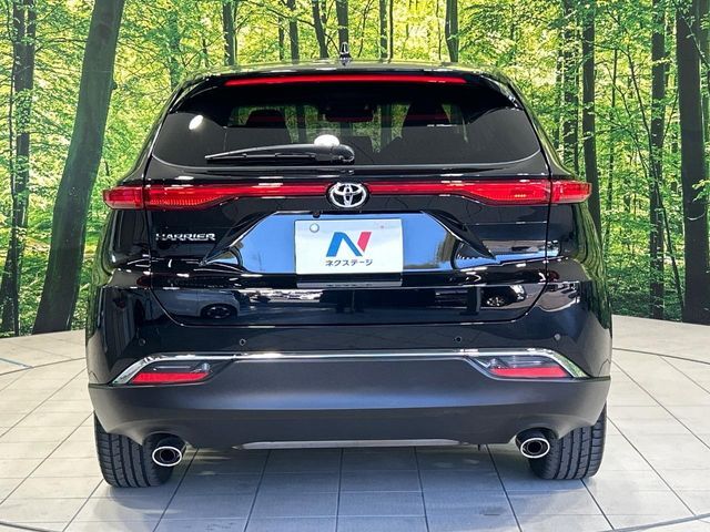 安心の最長10年・走行無制限保証（有償）をご用意。保証内容も充実はもちろん、無料点検＆オイル交換や、年中無休の全国・24時間ロードサービスも付帯されておりますのでご安心下さい。