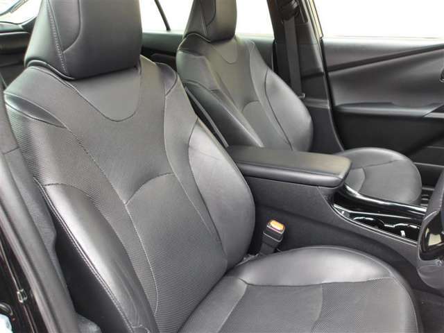 【クルマの状態を徹底検査して公開】中古車の総合評価や内外装の状態などをひと目で分かるよう、プロの検査員が実施した車両検査証明書をご用意しています。