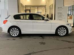 車体寸法：全長4340mm×全幅1765mm×全高1440mm（カタログ値）。ホイールベース：2690mm（カタログ値）