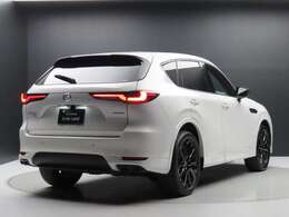 ☆ロジウムホワイトプレミアムメタリックのCX-60☆