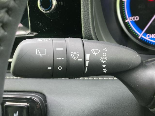 国産車から輸入車まで多様なお客様のニーズのお応えできるように、全国規模で豊富な在庫展開！車のことならWECARSへ！