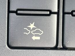 【トヨタセーフティセンス】走行中に前方の車両等を認識し、衝突しそうな時は警報とブレーキで衝突回避と被害軽減をアシスト。より安全にドライブをお楽しみいただけます。