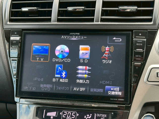 【ALPINE9インチナビゲーション】フルセグ視聴やCD・DVD再生可能です。