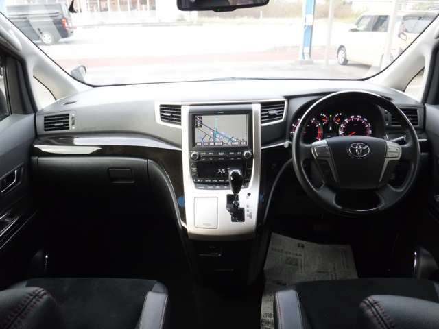 ルームクリーニング済みのきれいな車です