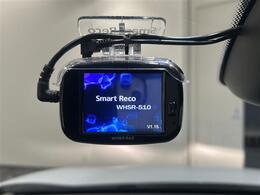 LIBERALAは全国に約45店舗以上※。どの店舗の在庫でもお近くのLIBERALAでご購入いただけます。※2023年10月現在