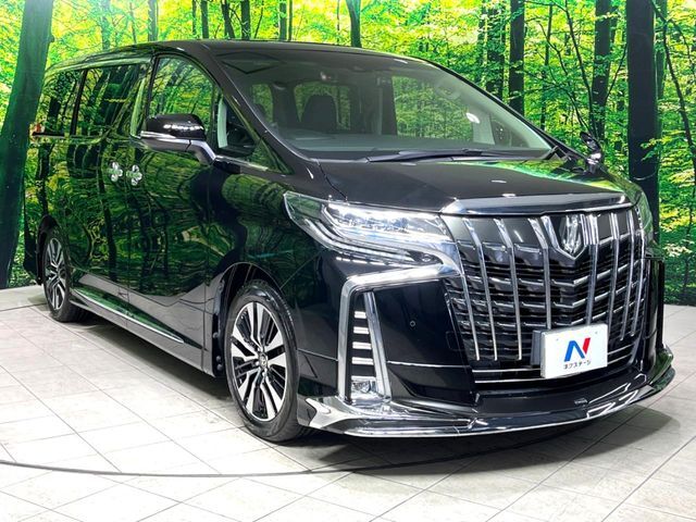 大好評のボディコーティング「弾スプラッシュコート」もご納車までに施工可能。通常のガラスコートと異なる、耐久年数6年の無機質ガラスコーティングが、ボディをキレイな状態に保ってくれます。