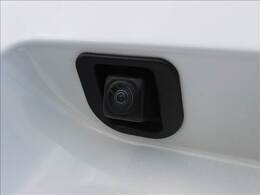 バックカメラも付いてます！これで駐車も楽々です！