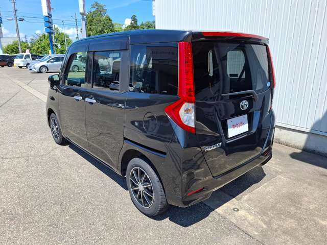 優秀な整備スタッフが真心込めて対応致します。車検・整備はもちろん、板金塗装やレッカーサービスなどお客様をトータルサポート致します。