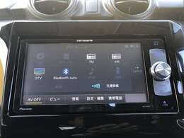 Bluetooth(ブルートゥース）接続機能付き。　スマートホンなどからお気に入りの音楽をワイヤレス再生できます。　ドライブがさらに楽しくなりますね♪