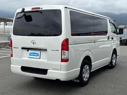 全国に店舗を展開しているのでどこでもお取り寄せが可能です！この車が気になるけど遠方だから・・・と諦める必要はありません！※別途陸送費が必要です。