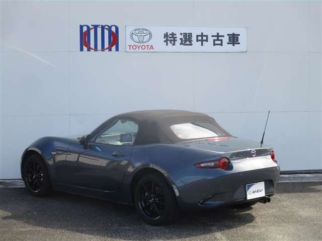 狭い道でも安心コーナーセンサー装備しています♪ブザー音やディスプレイ表示で車と障害物との距離を教えてくるので、接触する危険性を軽減します！